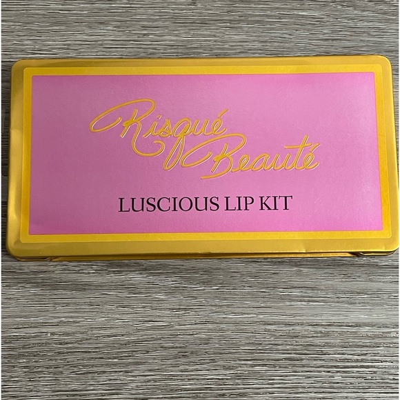 Luscious lip kit - Picture 2 of 3